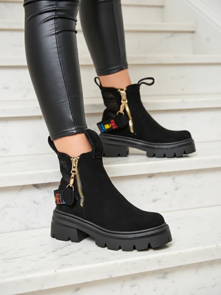 "Royalfashion" juodi moteriški zomšiniai batai "Eco" Refaset