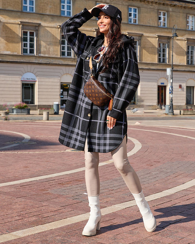 Royalfashion Juodi moteriški languoti marškinių tipo paltai