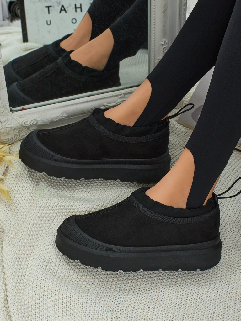 Короткие женские ботинки a'la снегоходы Velisee