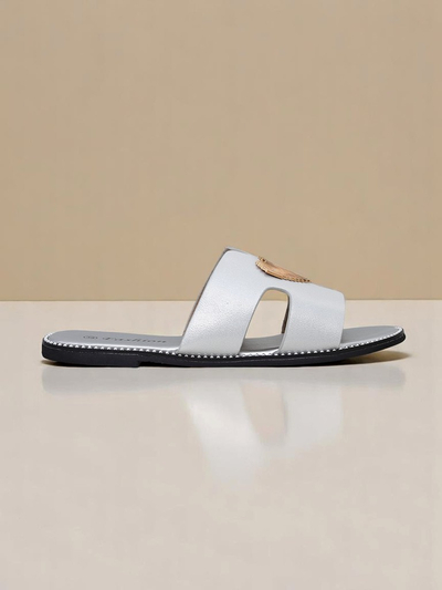 Royalfashion Женские шлепанцы на плоской подошве Heart Chic