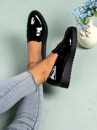 Royalfashion Женские мокасины из лакированной экокожи Arefel