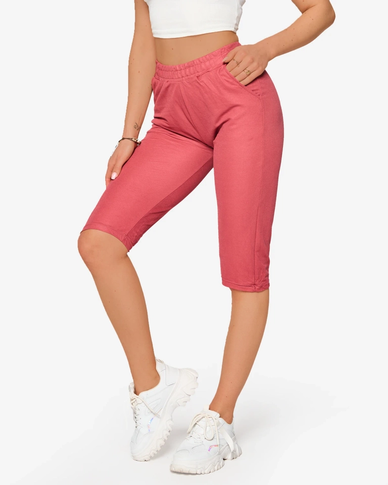 Tamsiai rožiniai moteriški 3/4 ilgio medžiaginiai šortai PLUS SIZE- Drabužiai