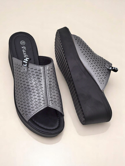 Royalfashion Damskie klapki na koturnie Luna Wedge – totalny sztos!