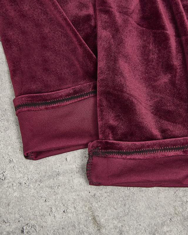 Bordo spalvos moteriški veliūriniai sportiniai kostiumai PLUS SIZE- Drabužiai