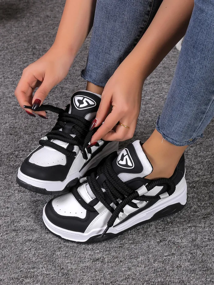 Кроссовки Royalfashion женские спортивные с декоративными шнурками Clesiv