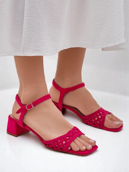 Royalfashion Moteriški perforuoti sandalai Azopi
