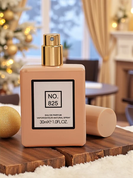 Įkvėptas moteriškas parfumuotas vanduo NO.825