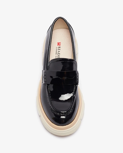 Черные женские мокасины из лакированной экокожи Sepop- Footwear