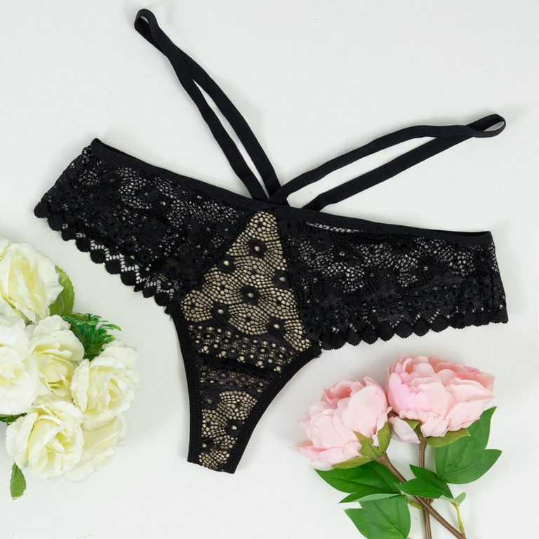 Juodos moteriškos nėrinių dirželiai su petnešėlėmis - Apatiniai drabužiai