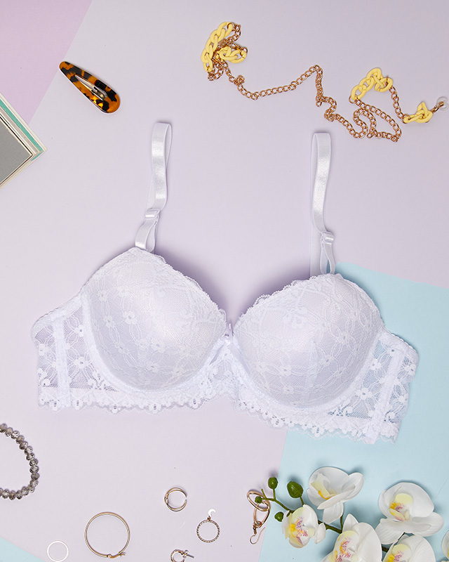 Бюстгальтер женский с белым кружевом - Нижнее белье