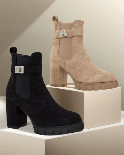 Женские ботильоны Royalfashion на стойке Effo