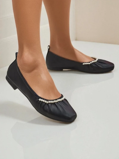 Callisto Nero Balerinas - Black eco-leather balerinas with pearls, flat heel