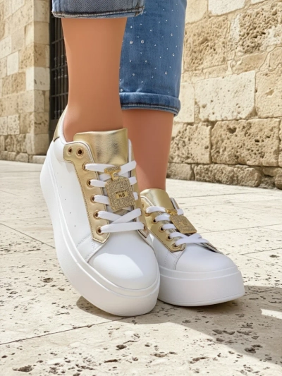 Royalfashion Спортивные женские кроссовки Kisoffi
