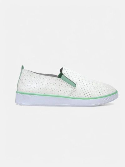 Royalfashion Женские перфорированные слипоны Kassias