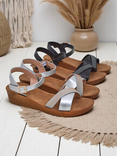 Royalfashion moteriškos platforminės basutės su akutėmis Allona