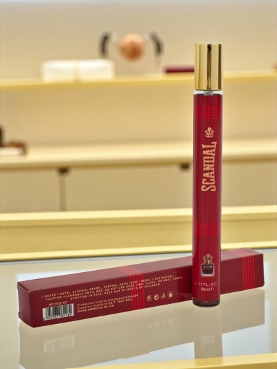 Вдохновленная мужская парфюмерная вода Scanda