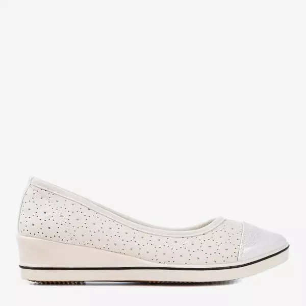 OUTLET Бежевые балетки на низкой танкетке Irtriva - Обувь