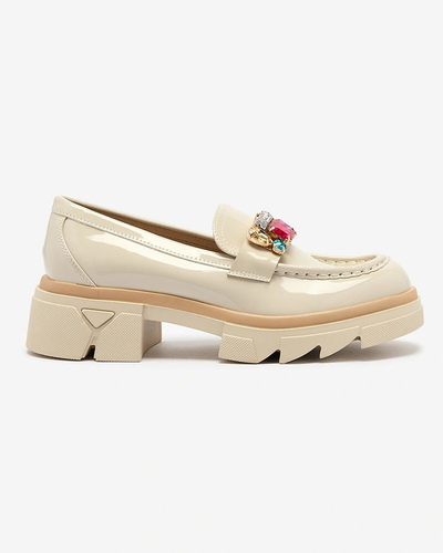 Royalfashion Лакированные кремовые мокасины с разноцветными камнями Sarin