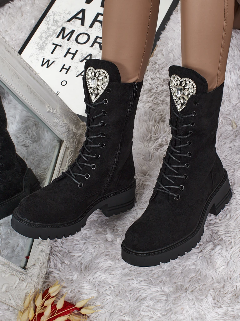 Eko zomšiniai moteriški aulinukai su raišteliais Emelune