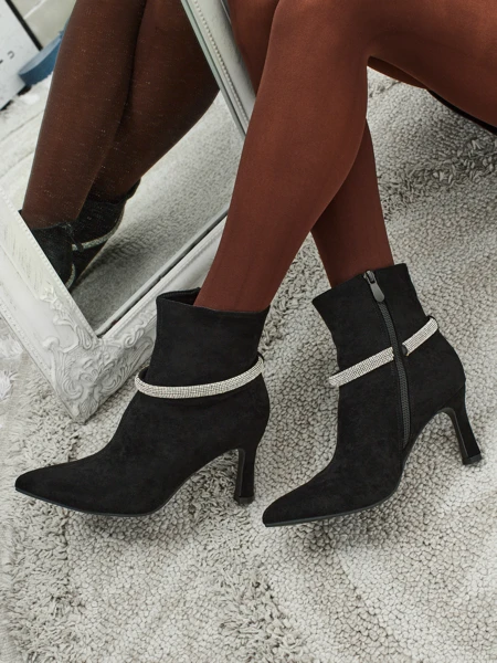 Moteriški aulinukai su aukštakulniais Sorelia