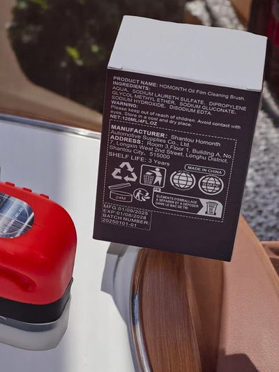 Automobilių priekinio stiklo valiklis