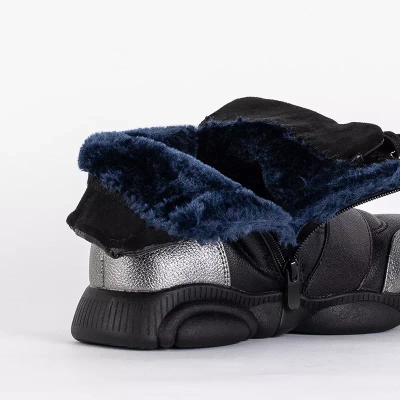 OUTLET Juodi vaikiški batai su sidabriniais intarpais Kaliaso - Avalynė