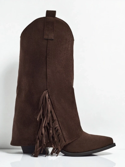 Moteriški aulinukai uždaru aulu Tovris