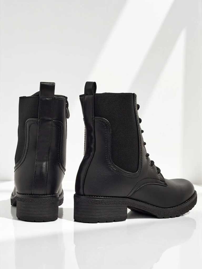 Eko odiniai aulinukai su raišteliais moterims Oslynne