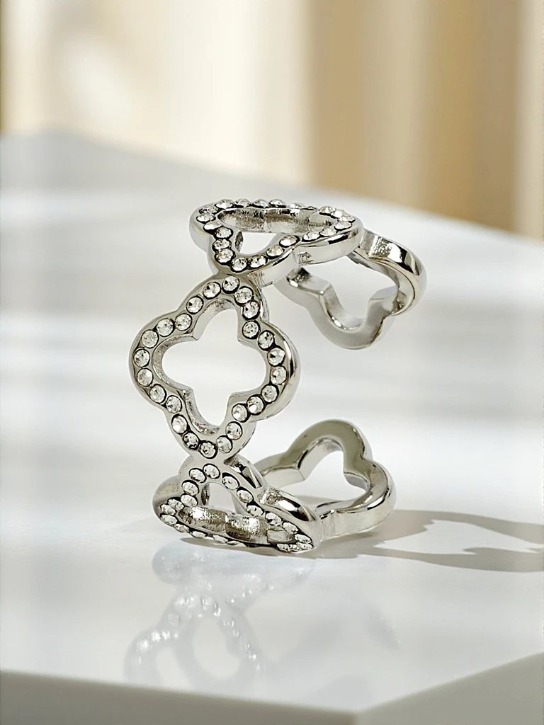 Браслет Ariadne Silverita с кристаллами – серебряный, геометрический узор гламур