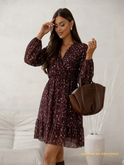 Royalfashion Raštuota moteriška mini suknelė su raukiniais ir užsegama priekyje