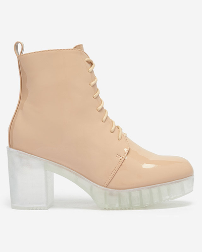 Smėlio spalvos moteriški lakuotos odos bateliai Idika - Avalynė