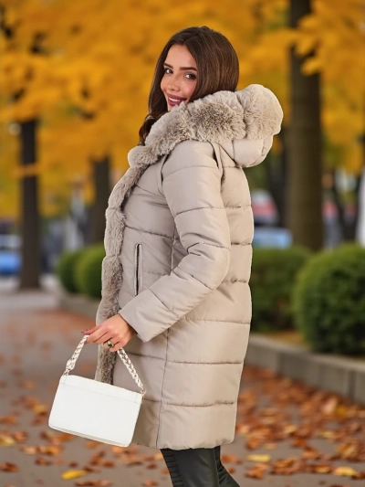 Женская куртка Royalfashion с отстегивающимися рукавами