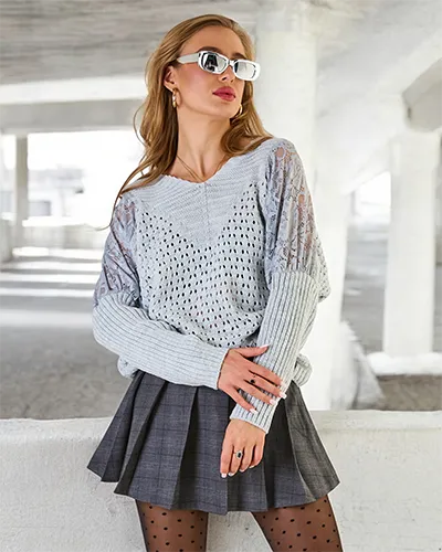 Royalfashion Moteriškas ažūrinis megztinis su nėriniais