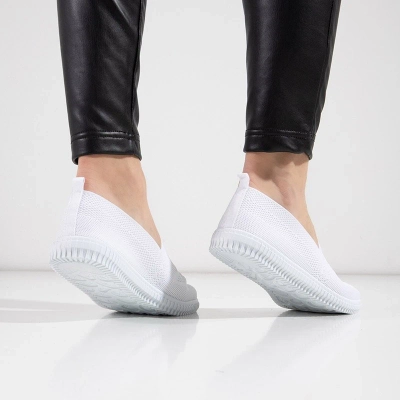 OUTLET Женские белые кроссовки Турандот - Обувь