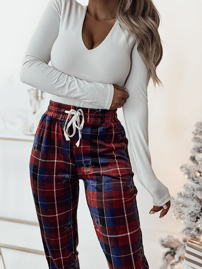 Royalfashion Женские велюровые брюки в клетку красного цвета