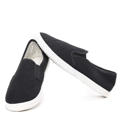 Klasyczne, czarne slip on Tila- Obuwie