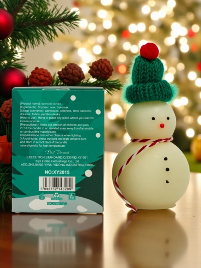 Праздничная ароматическая свеча "Снежный Снеговик"