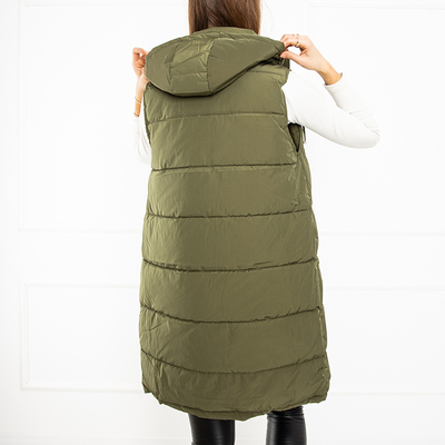 Удлиненная жилетка в зеленом цвете