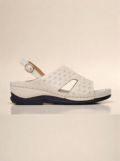 Royalfashion moteriškos basutės ant žemos platformos Comfort Chic