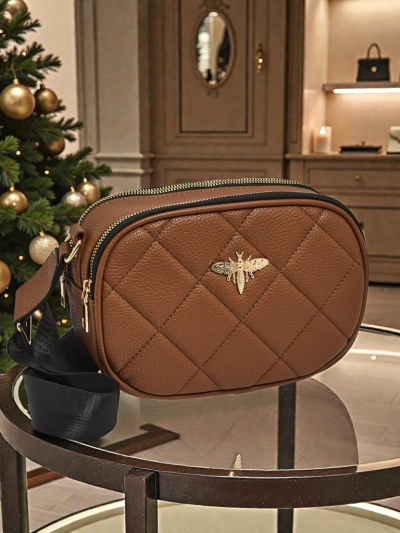 Dygsniuotas mažas moteriškas krepšys iš eko odos Connere