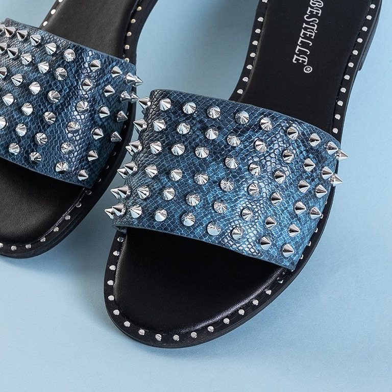 Moteriškos mėlynos šlepetės su „Maurella“ smeigėmis ir purkštukais - Avalynė