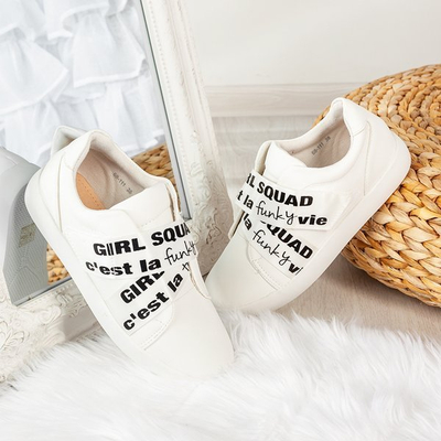 Белые кроссовки с надписью Virginia - Обувь