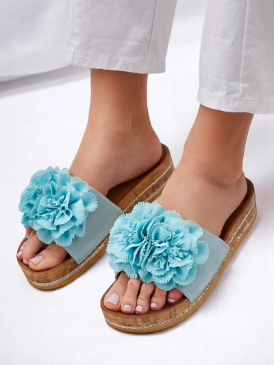 Женские шлепанцы Royalfashion с цветами Focce
