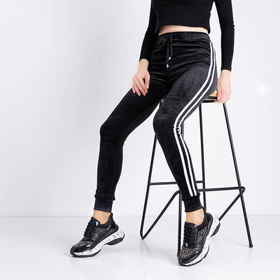 Женские черные спортивные костюмы с полосками - Одежда