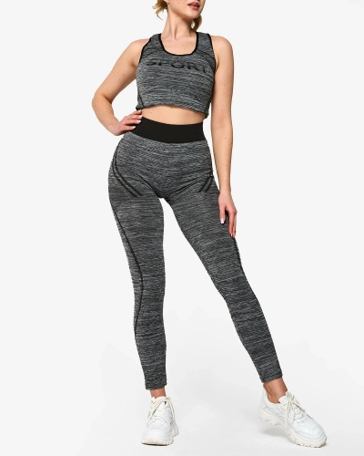 Серый женский спортивный комплект с черными вставками - Одежда