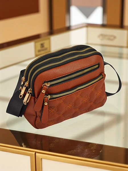 Maža moteriška rankinė iš eko odos Ebony Glow