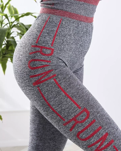 Серо-красный женский спортивный комплект из 2 частей - Одежда