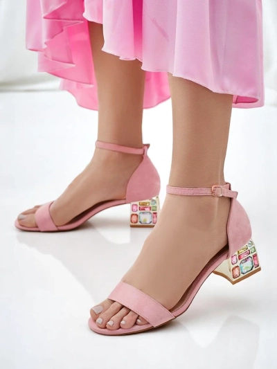 Женские сандалии Royalfashion с декоративным каблуком Ballou