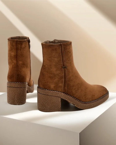 Karališka mada Eko-samtoniniai moteriški batai ant smailelio kulno Egrios