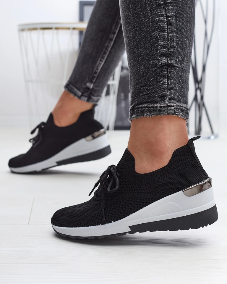 Juodi moteriški sportiniai bateliai su paslėptu inkaru Ahelle- Footwear